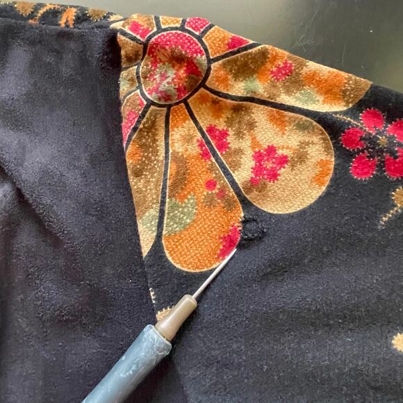 f. l. malik VTG Asian Inspired Multimedia Top XL Black Suede Floral Patchwork - Picture 8 of 9